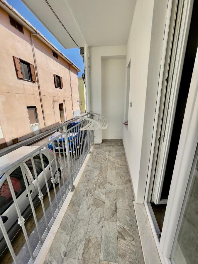 Domo Amsicora - Affittacamere - By Faendho Porto Torres Bagian luar foto